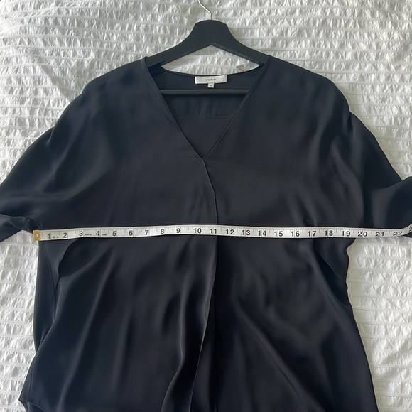 VINCE 100% Silk Blouse XS - Picture 5 of 6
